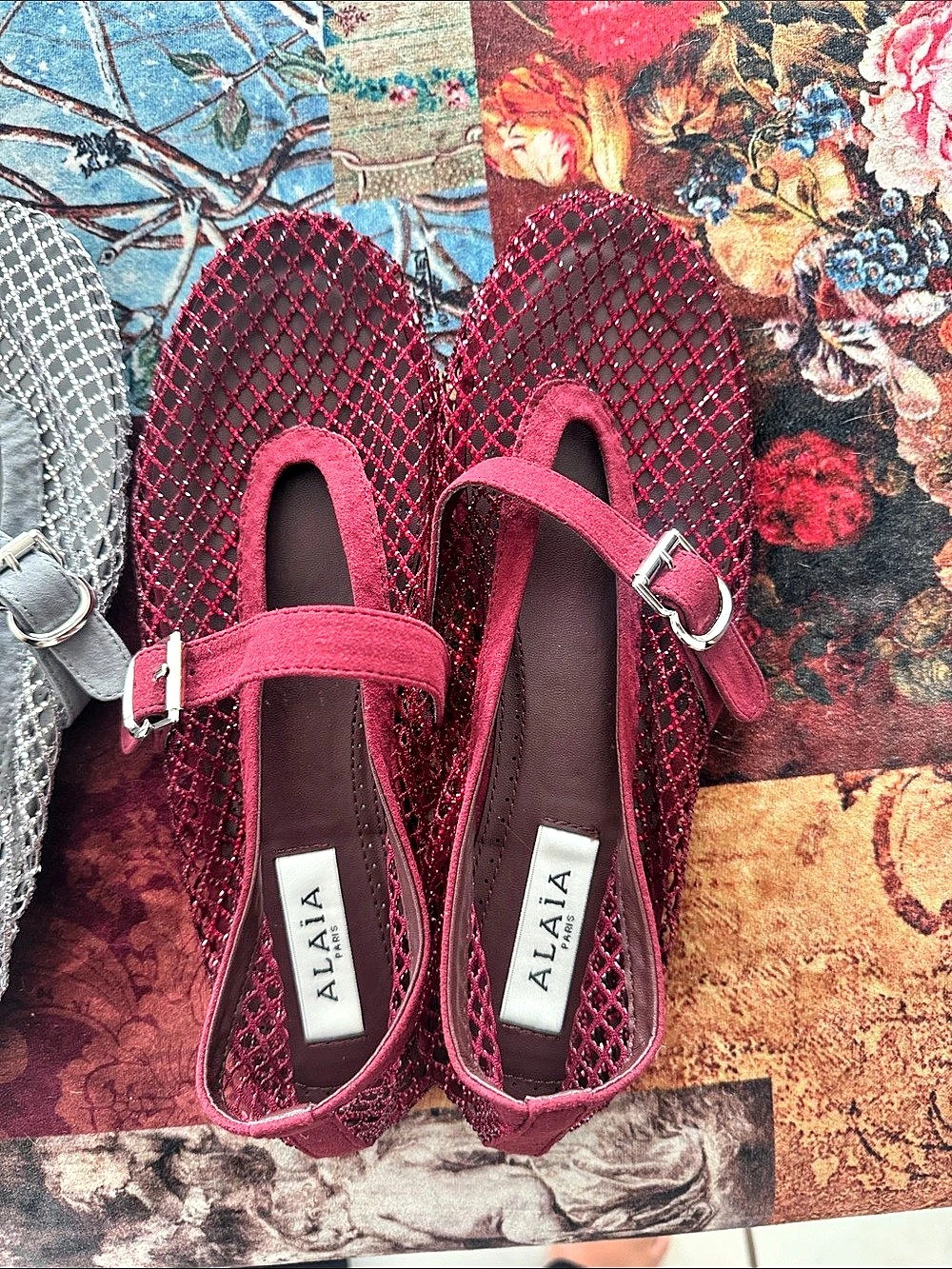 look alike Mesh Mary Jane Flats in Pink & Black Like New